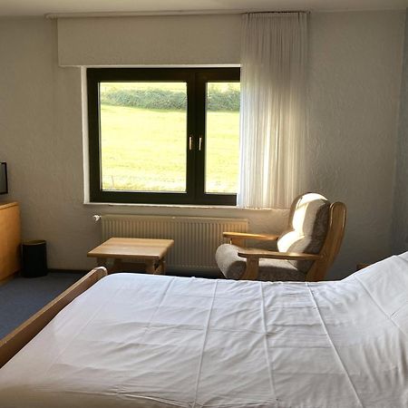 Hotel Altitude Бург-Ройланд Экстерьер фото